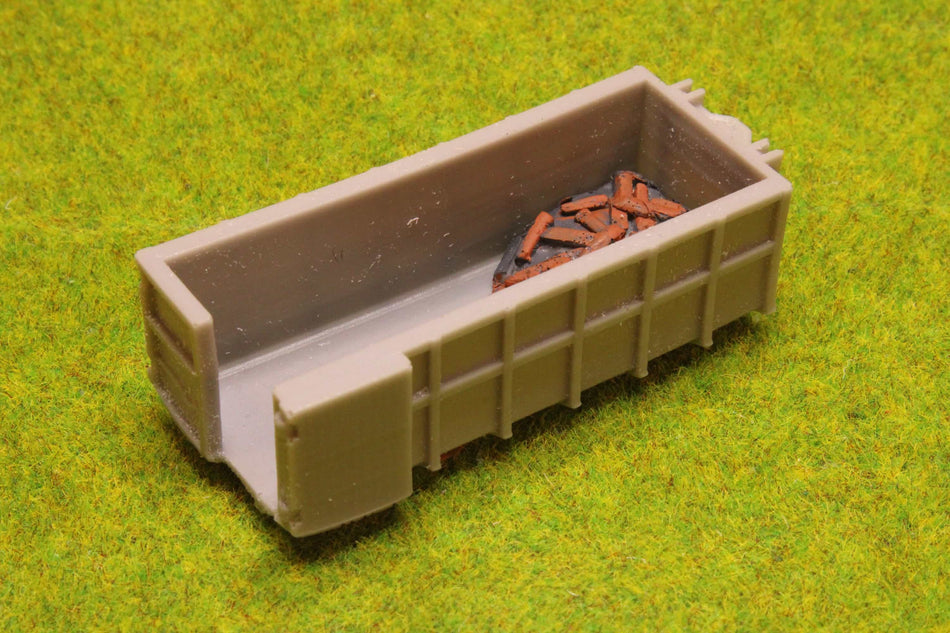 Grey High Container with old brickwork - H0 Scale