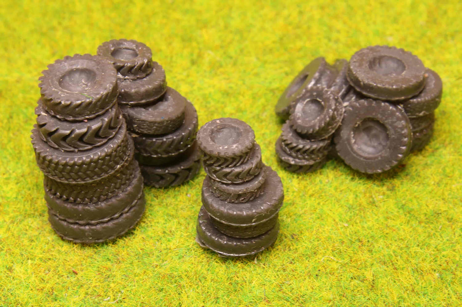 Set of Old Tires - H0 Scale