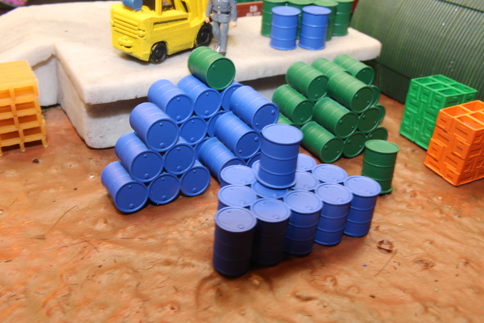 Pile Of Barrels - HO scale