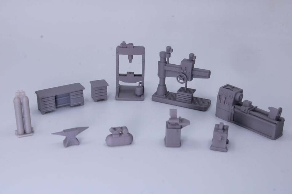 HO Scale Workshop Machines Set | 10-Piece Metalworking Tools | OO Scale Compatible | Unpainted Resin Miniatures