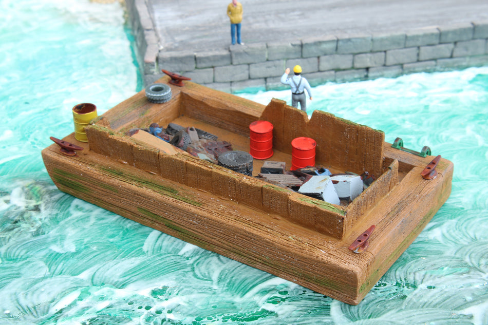 Old Wooden Barge - H0 Scale