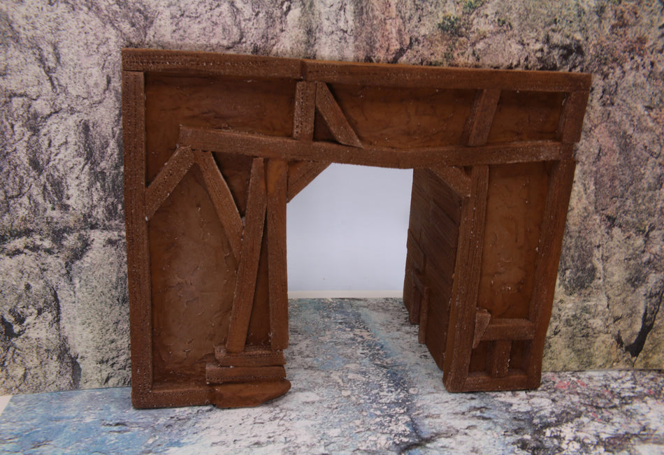 HO Scale Wooden Look Train Tunnel Portal with Inner Walls