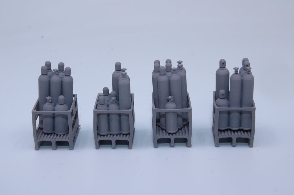 Gas Bottles on Pallets – Set of 4 - HO scale